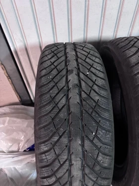 Гуми Зимни 235/60R18, снимка 2