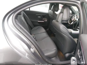 Mercedes-Benz C 300, снимка 8