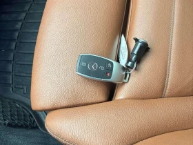 Mercedes-Benz C 43 AMG * CARFAX * Дистроник * Burmester * 360 Камери * , снимка 16