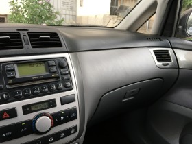 Toyota Avensis verso D4D 2.0, снимка 3