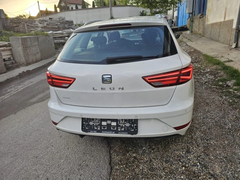 Seat Leon 1.6tdi Лед Ксенон Наеи, снимка 11 - Автомобили и джипове - 46668168