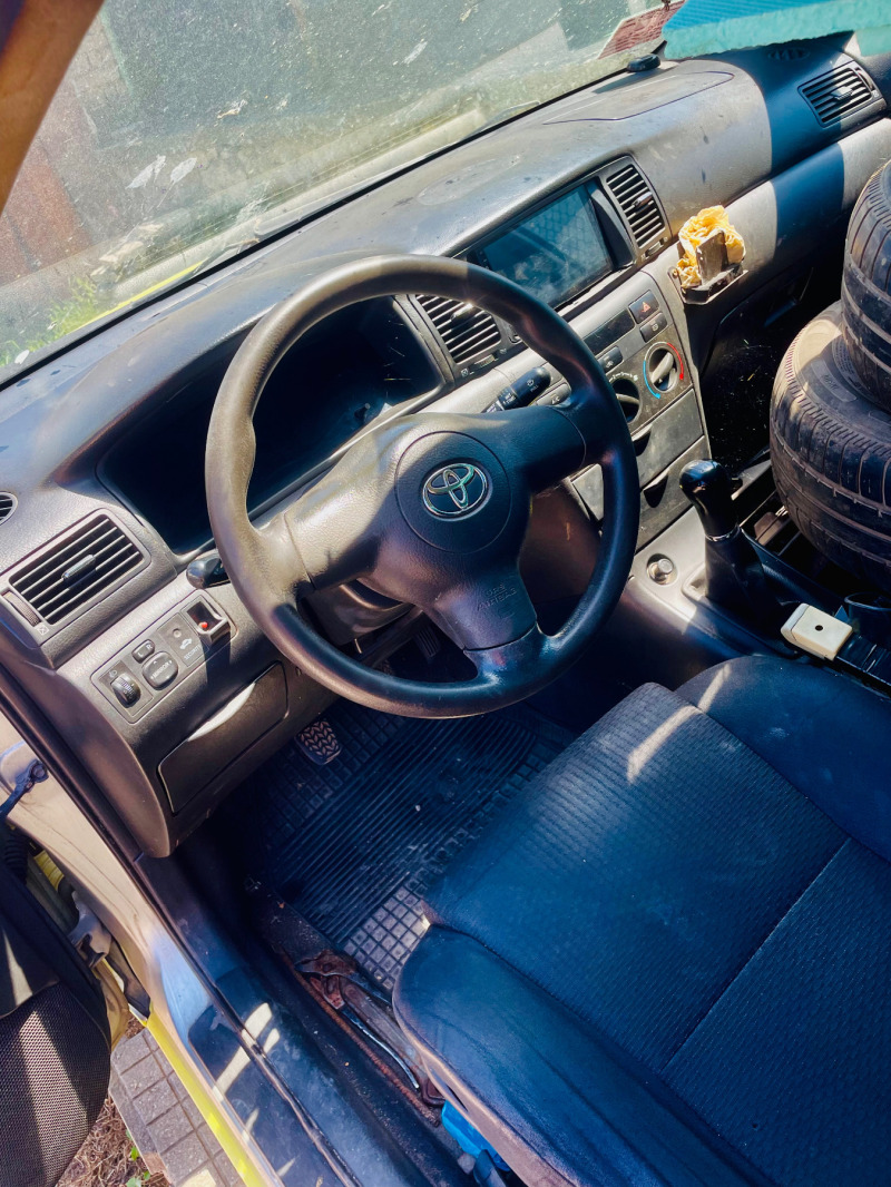 Toyota Corolla, снимка 3 - Автомобили и джипове - 46086760
