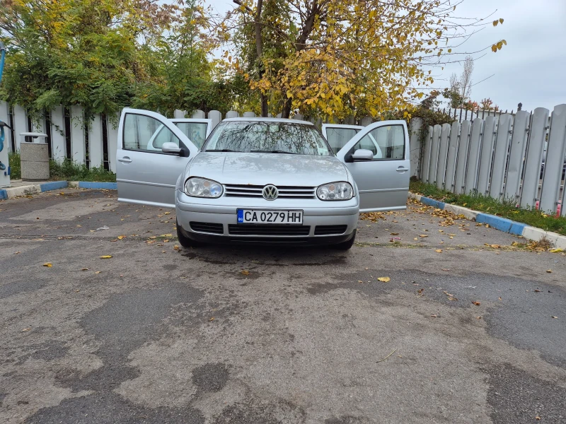 VW Golf 1.6 16V, снимка 2 - Автомобили и джипове - 47896560