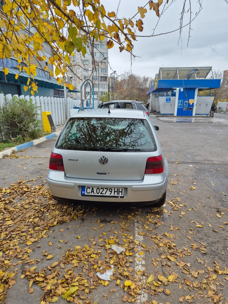 VW Golf 1.6 16V, снимка 6 - Автомобили и джипове - 47896560