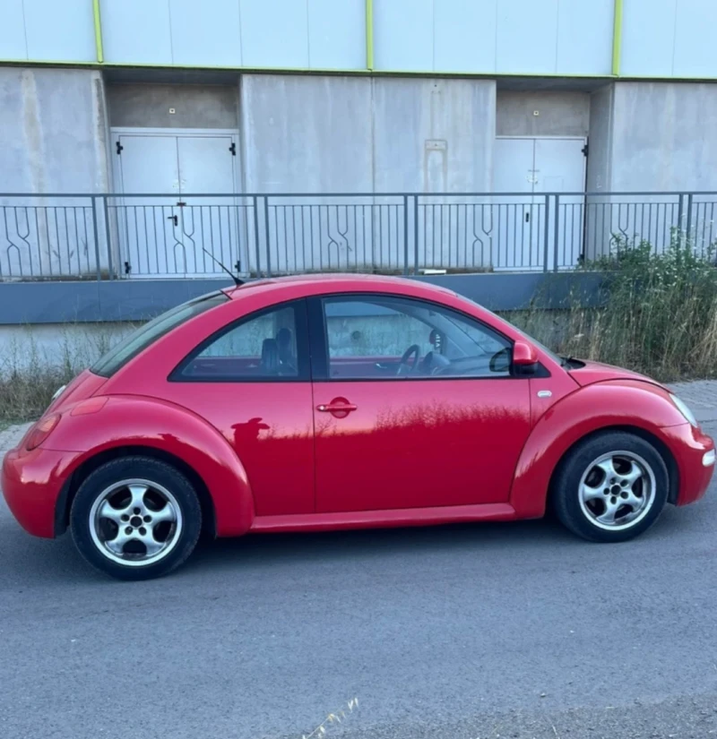 VW New beetle, снимка 7 - Автомобили и джипове - 48550002