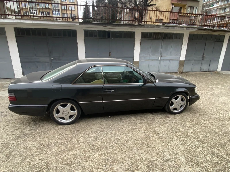 Mercedes-Benz 124 2.3 16V, снимка 7 - Автомобили и джипове - 49148822