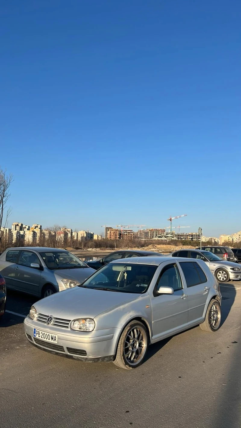 VW Golf 1.9 TDI, снимка 3 - Автомобили и джипове - 49469959