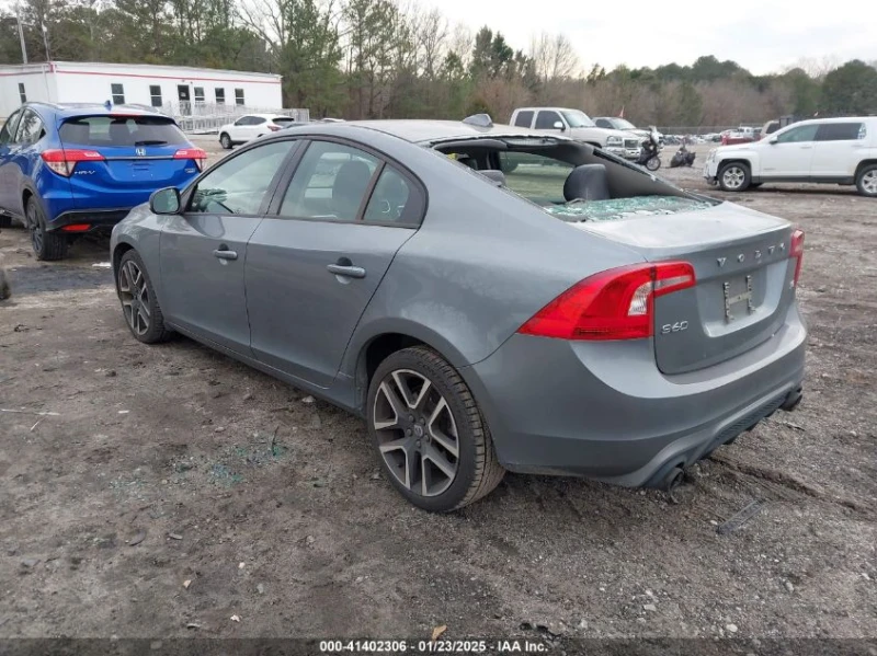 Volvo S60 2.0L I-4 DI, DOHC, VVT, TURBO, 240HP Front Wheel D, снимка 8 - Автомобили и джипове - 49610627