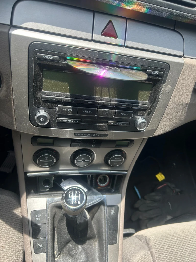 VW Passat 2.0 TDI, снимка 9 - Автомобили и джипове - 51905139