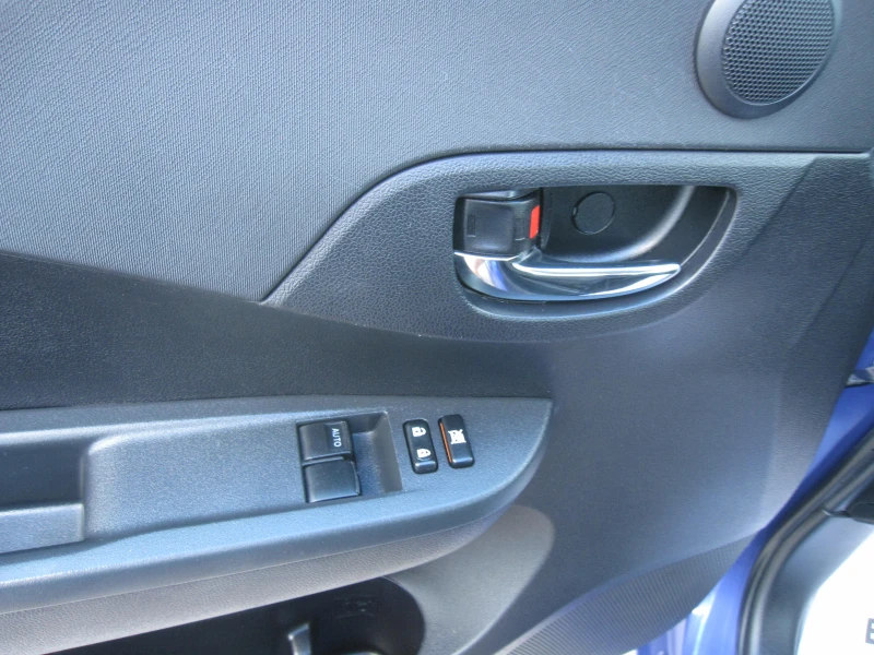 Toyota Verso S Автомат, 1, 4D4D, снимка 8 - Автомобили и джипове - 51184125