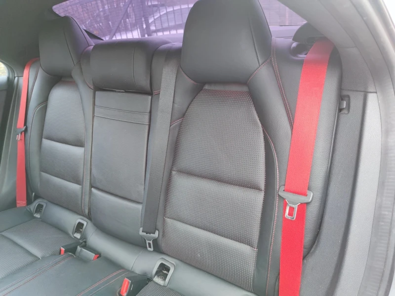 Mercedes-Benz CLA 45 AMG 360hp 4x4, снимка 15 - Автомобили и джипове - 51500627