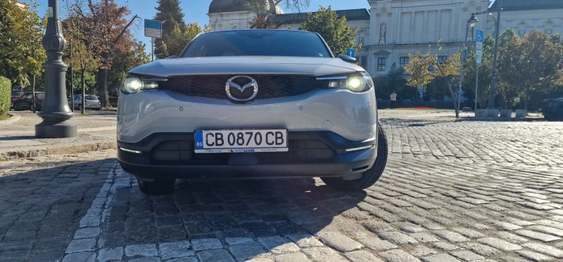 Mazda MX-30 Launch Edition - В гаранция, снимка 3 - Автомобили и джипове - 52461351
