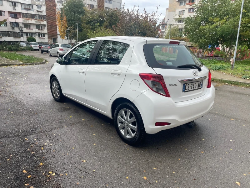 Toyota Yaris 1.4 D4D 90кс, снимка 4 - Автомобили и джипове - 52170804