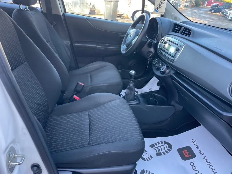 Toyota Yaris 1.4 D4D 90кс, снимка 11 - Автомобили и джипове - 52170804