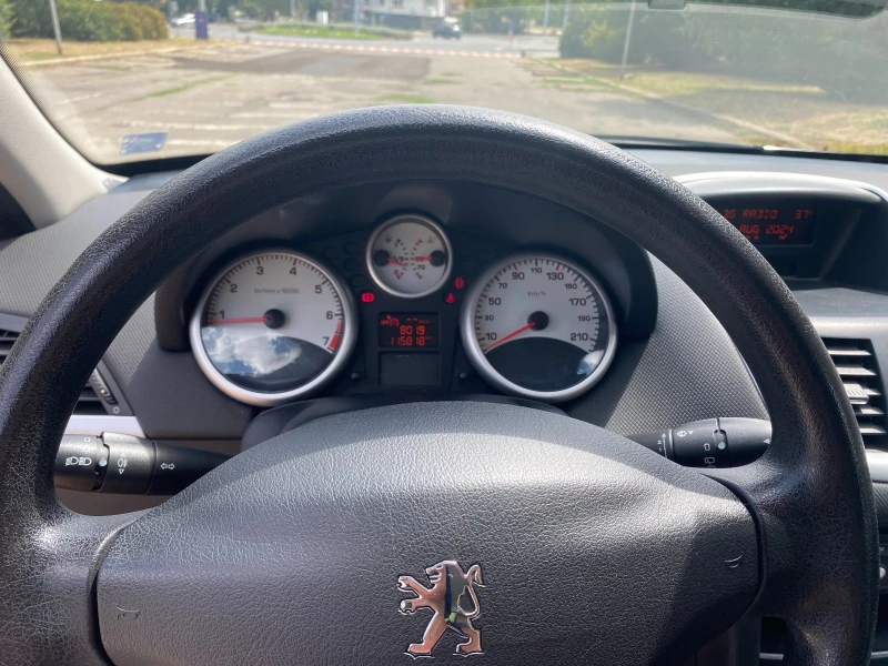 Peugeot 207, снимка 5 - Автомобили и джипове - 52892196