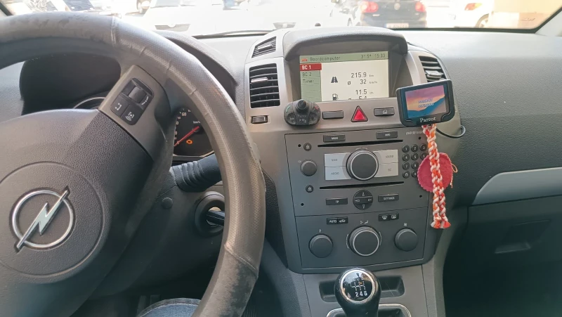 Opel Zafira 1, 9, снимка 9 - Автомобили и джипове - 53296776