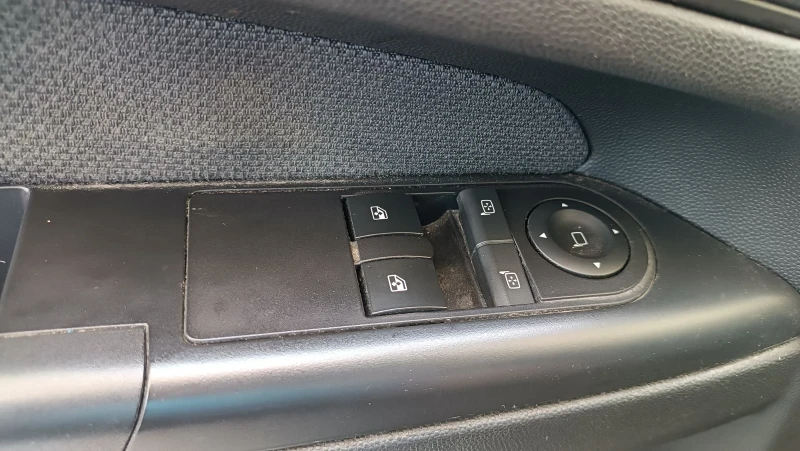 Opel Zafira 1, 9, снимка 6 - Автомобили и джипове - 53296776