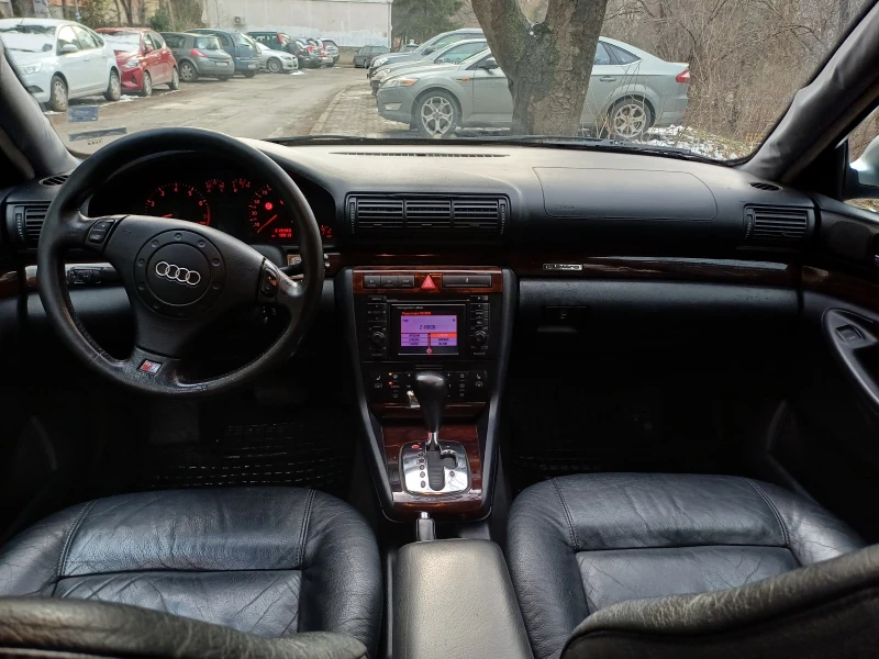 Audi A4 Avant 2.8 V6 quattro Tiptronic, снимка 9 - Автомобили и джипове - 53358730