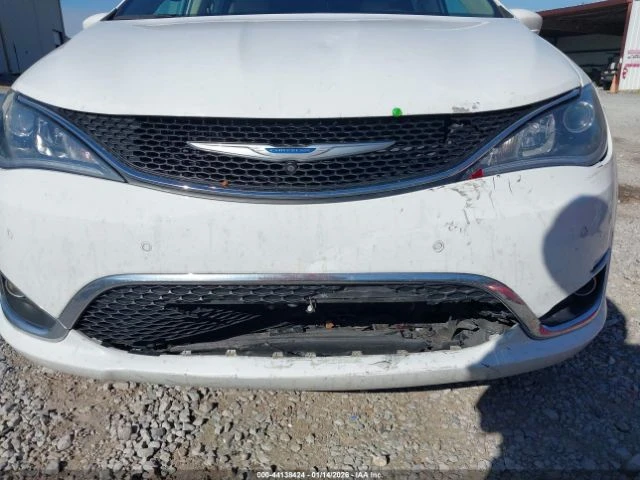 Chrysler Pacifica TOURING L, снимка 15 - Автомобили и джипове - 53467269