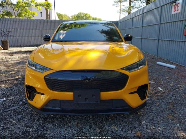 Ford Mustang Mach-E GT* AWD* КОЖА* ПОДГРЕВ* ПАНОРАМА* 360, снимка 10 - Автомобили и джипове - 55513159