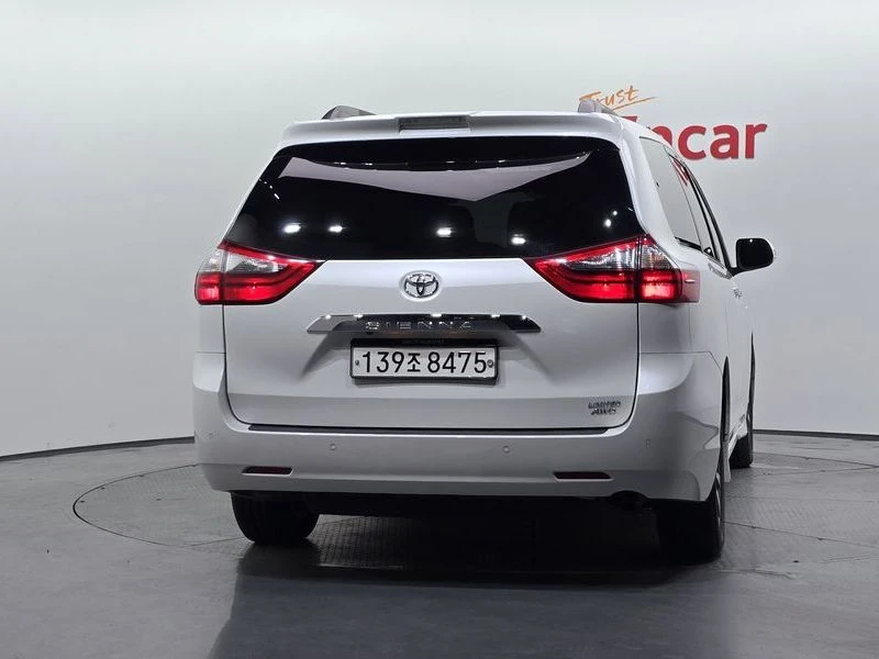 Toyota Sienna 3.5 2GR Automatic КРАЙНА ЦЕНА: 24132 EUR, снимка 4 - Автомобили и джипове - 55966880
