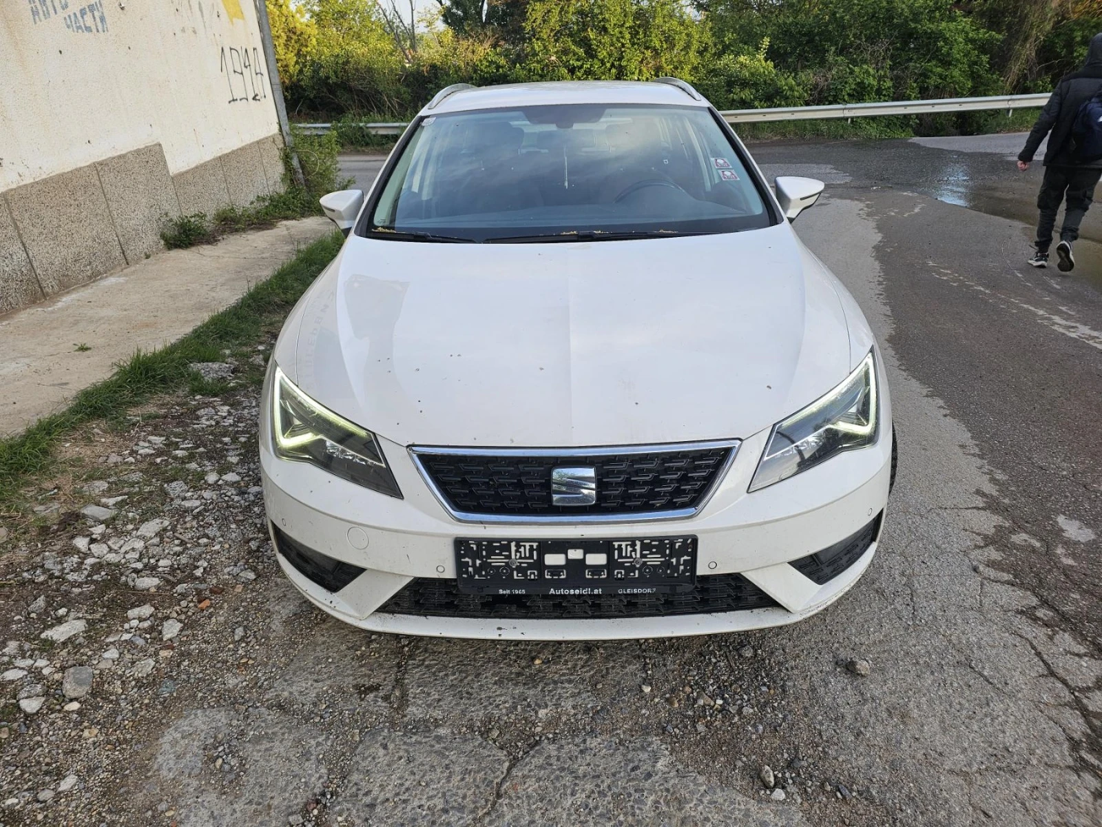 Seat Leon 1.6tdi Лед Ксенон Наеи, снимка 1