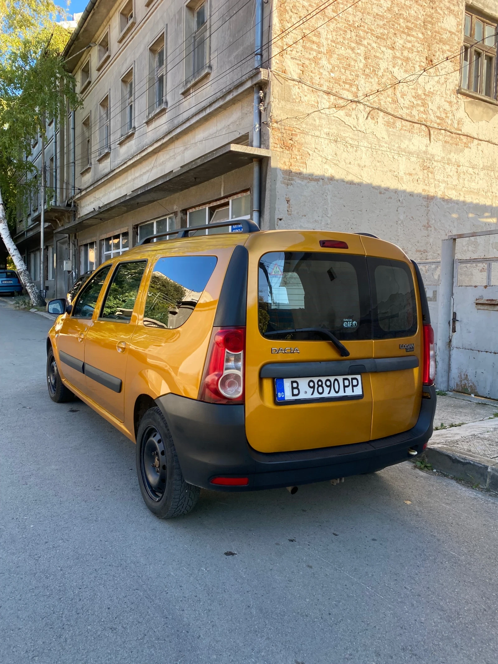 Dacia Logan 1.6 16V - изображение 3