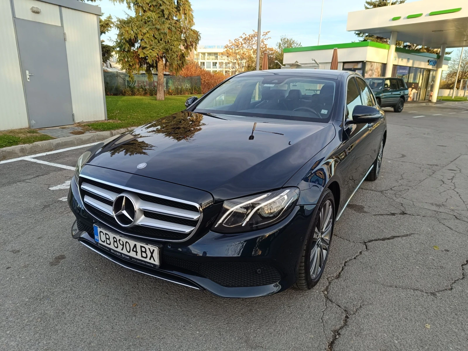 Mercedes-Benz E 220 4 MATIC - [1] 