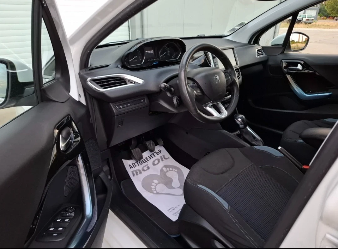 Peugeot 208  - изображение 6