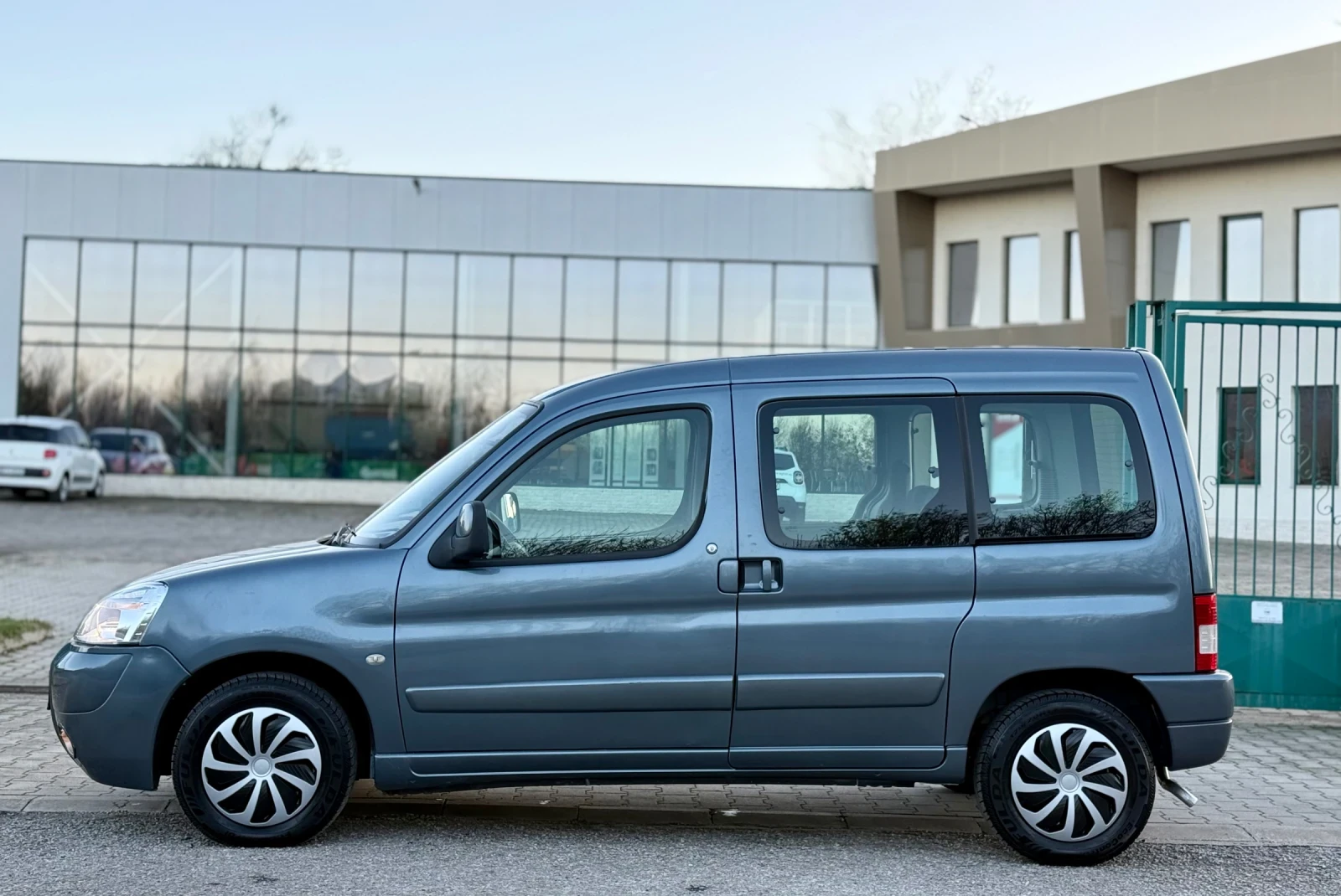 Citroen Berlingo 1.4i~75hp~КЛИМА~133000км!!! - изображение 8