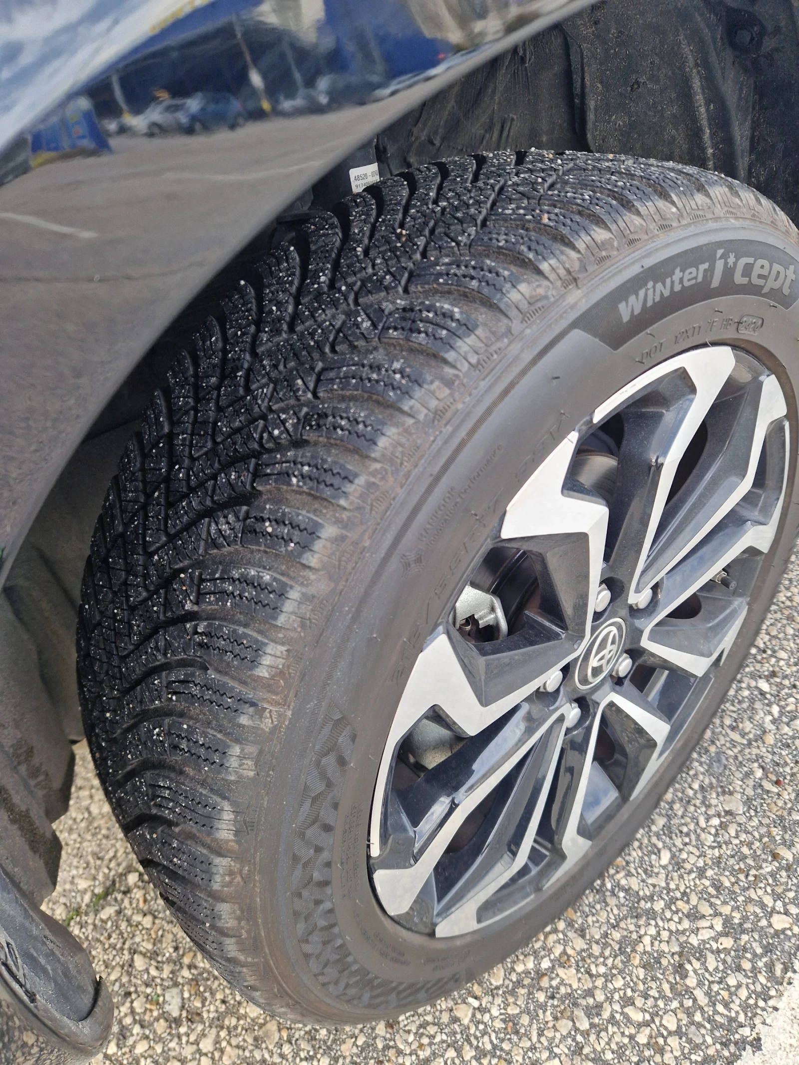 Toyota Yaris Cross Black Edition - изображение 8