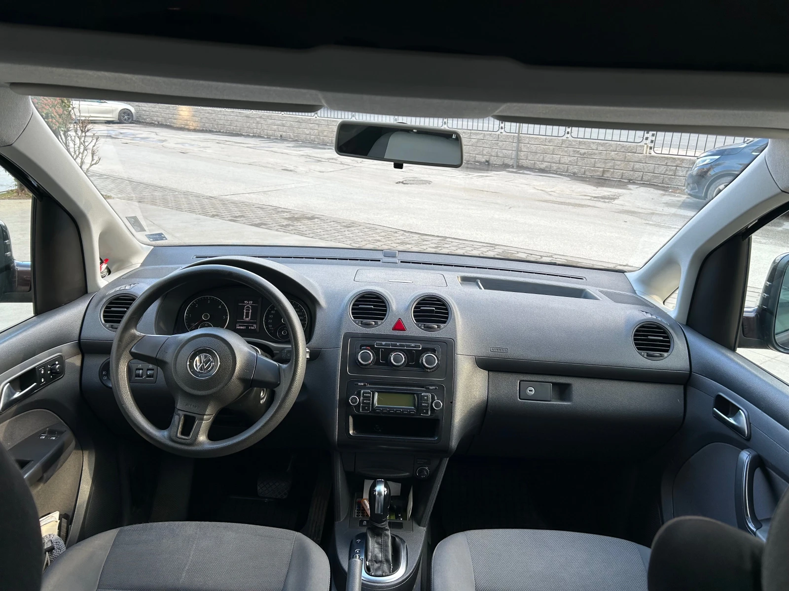 VW Caddy 1.6 - изображение 9