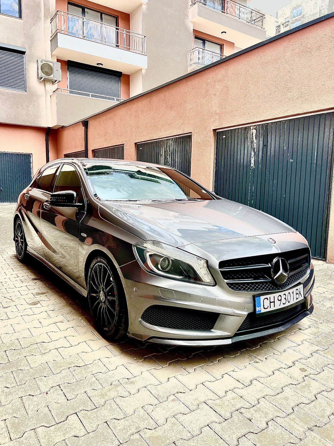 Mercedes-Benz A 180 AMG - изображение 3