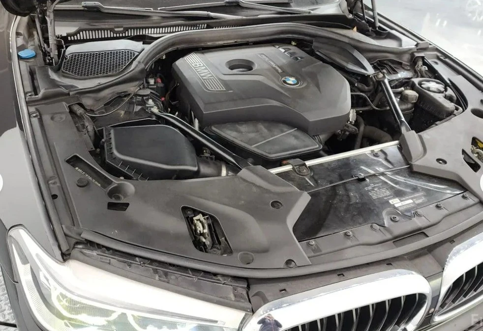 BMW 530 M Sport Plus* HEAD-UP* 360 CAM* ПОДГРЕВ* PANORAMA*, снимка 13 - Автомобили и джипове - 53722039