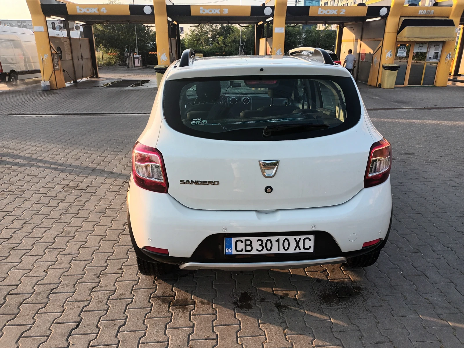 Dacia Sandero, снимка 4 - Автомобили и джипове - 54155939