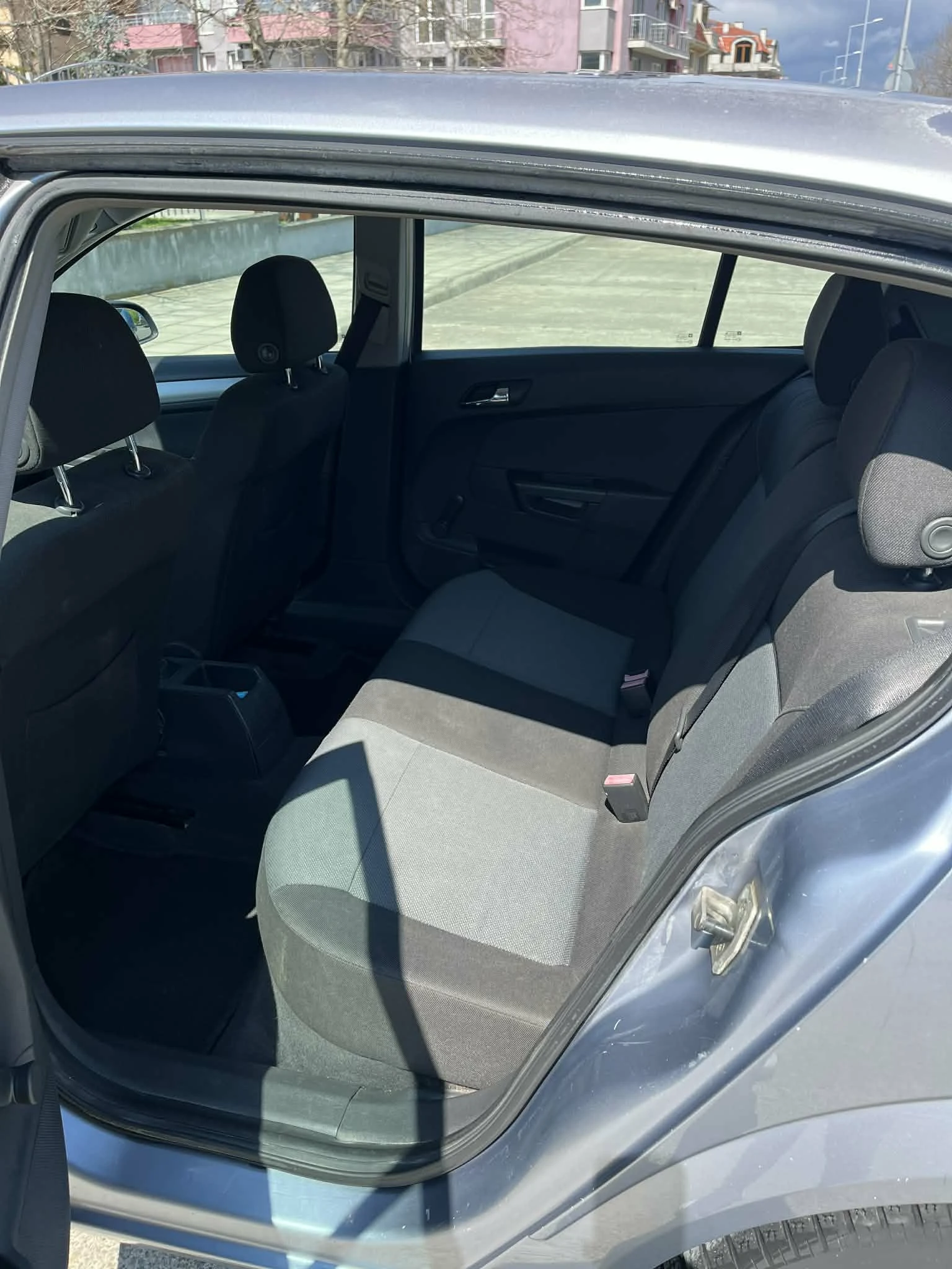 Opel Astra 1.7 CDTI - Напълно обслужена, снимка 6 - Автомобили и джипове - 54173054