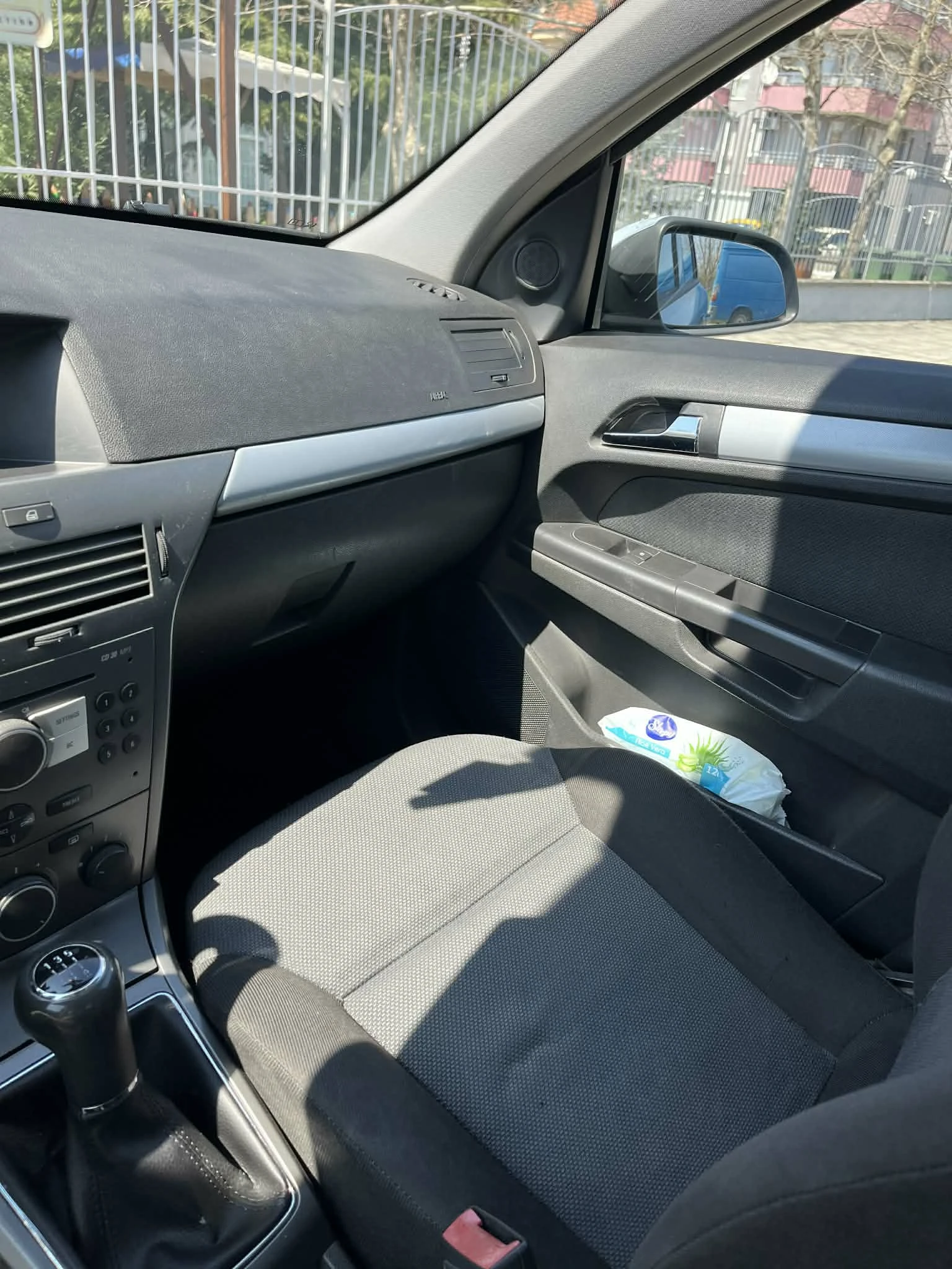 Opel Astra 1.7 CDTI - Напълно обслужена, снимка 9 - Автомобили и джипове - 54173054