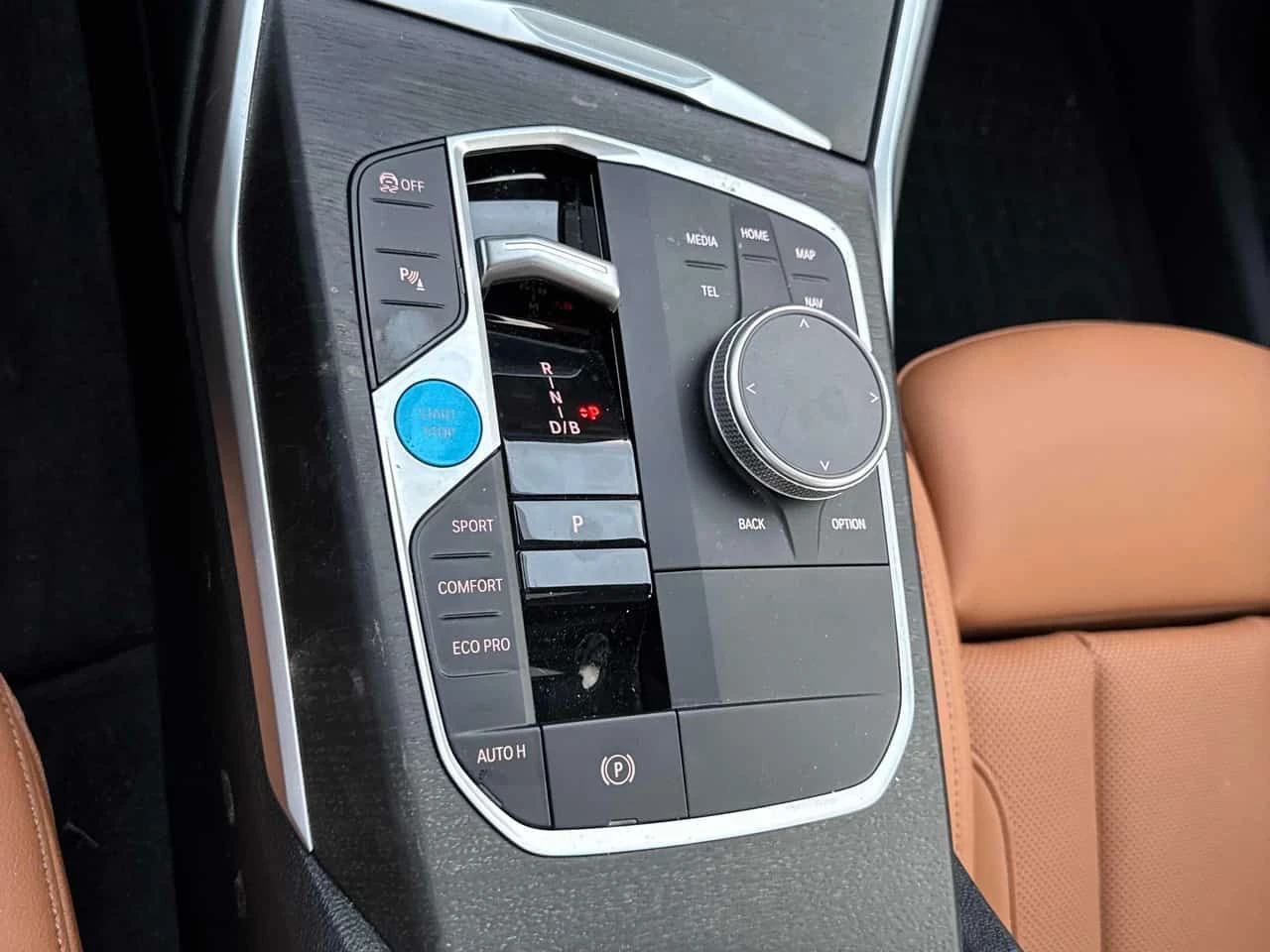 BMW i4 eDrive35/CARFAX/ПАНОРАМА, снимка 13 - Автомобили и джипове - 54223350