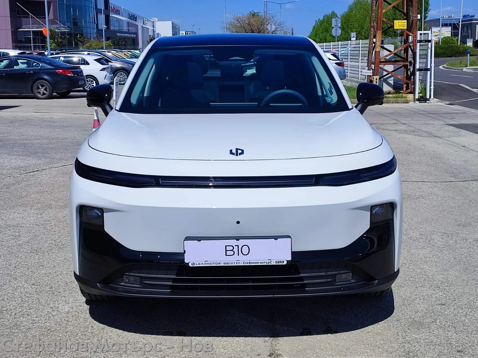 Leapmotor B10 Design BEV 160kW/217hp) 67.1kWh, снимка 2 - Автомобили и джипове - 54339491