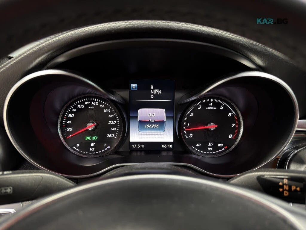 Mercedes-Benz C 400 AMG Line* 4MATIC* * АвтоКредит* (ЦЕНА ДО БГ), снимка 12 - Автомобили и джипове - 54629837