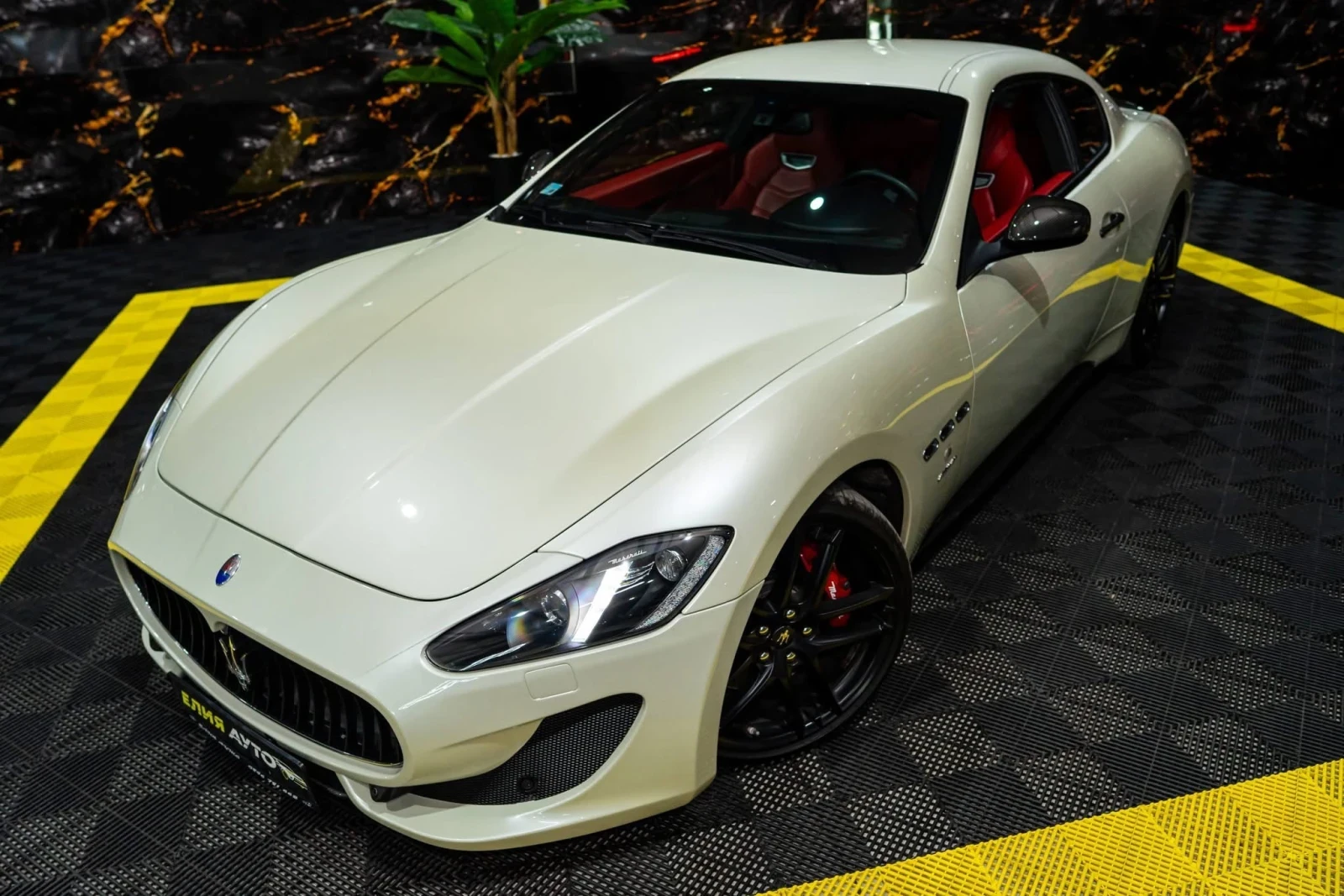 Maserati GranTurismo MC SPORT PACK 4.7L 1OF1 LED NAVI BOSE ЛИЗИНГ 100%, снимка 5 - Автомобили и джипове - 54647098