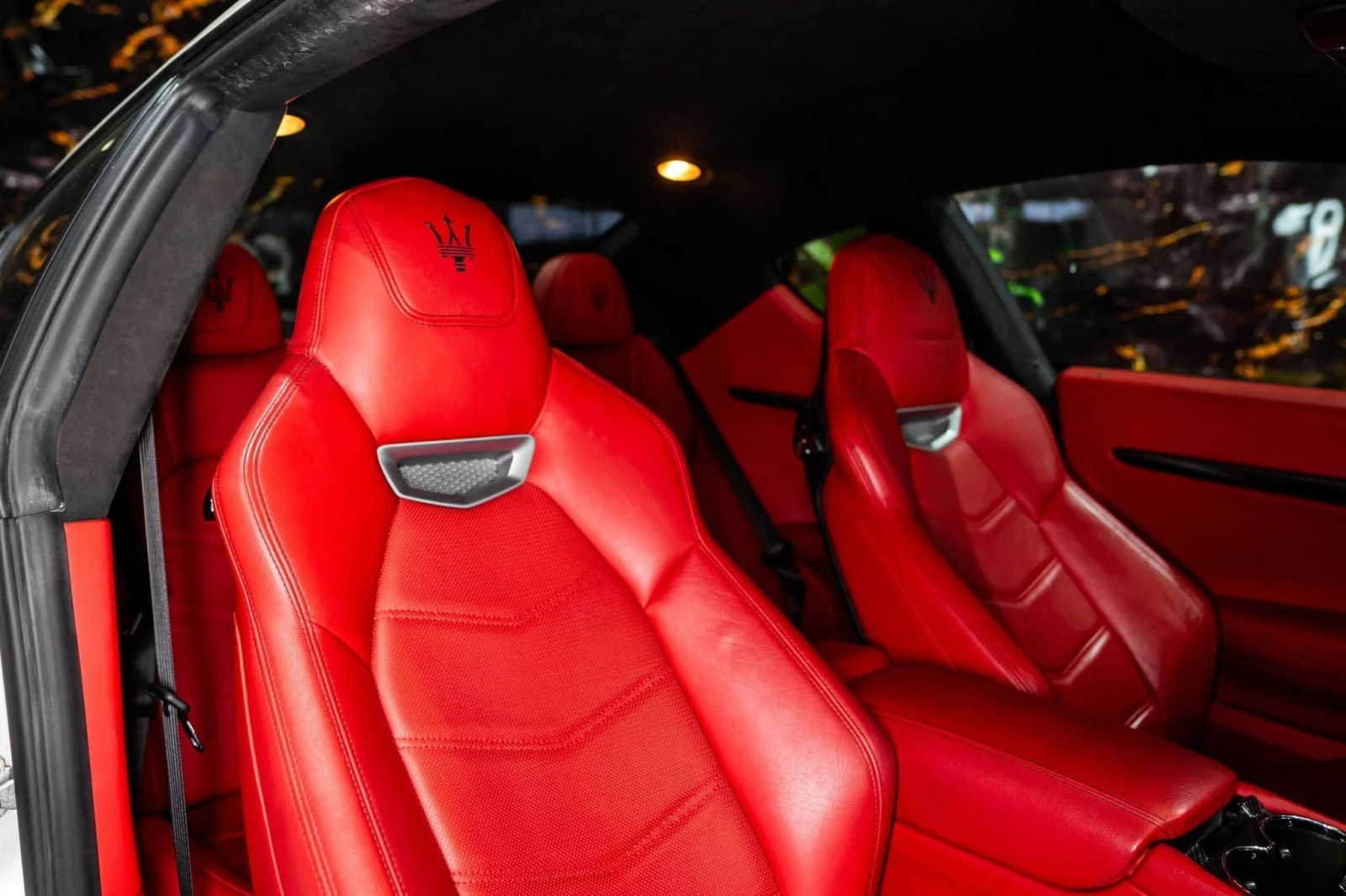 Maserati GranTurismo MC SPORT PACK 4.7L 1OF1 LED NAVI BOSE ЛИЗИНГ 100%, снимка 14 - Автомобили и джипове - 54647098