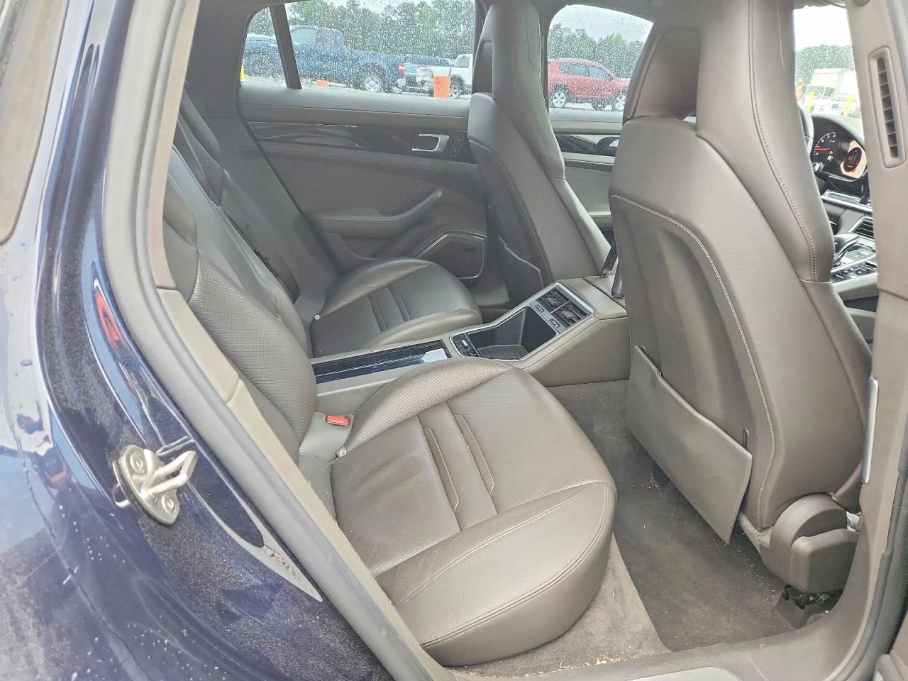 Porsche Panamera 3.0l 2, снимка 10 - Автомобили и джипове - 54731080