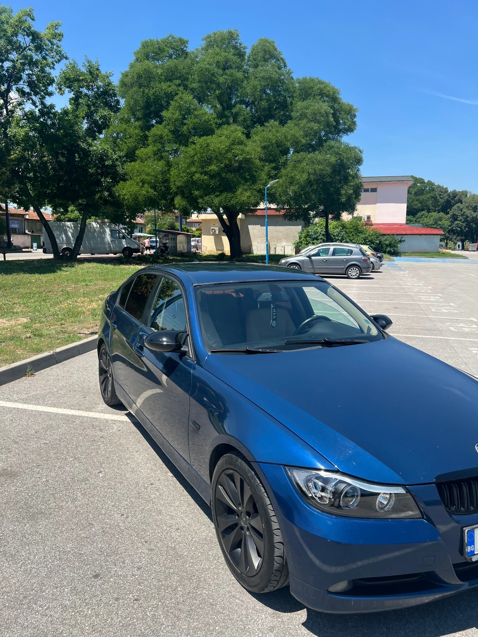 BMW 320, снимка 4 - Автомобили и джипове - 54855299