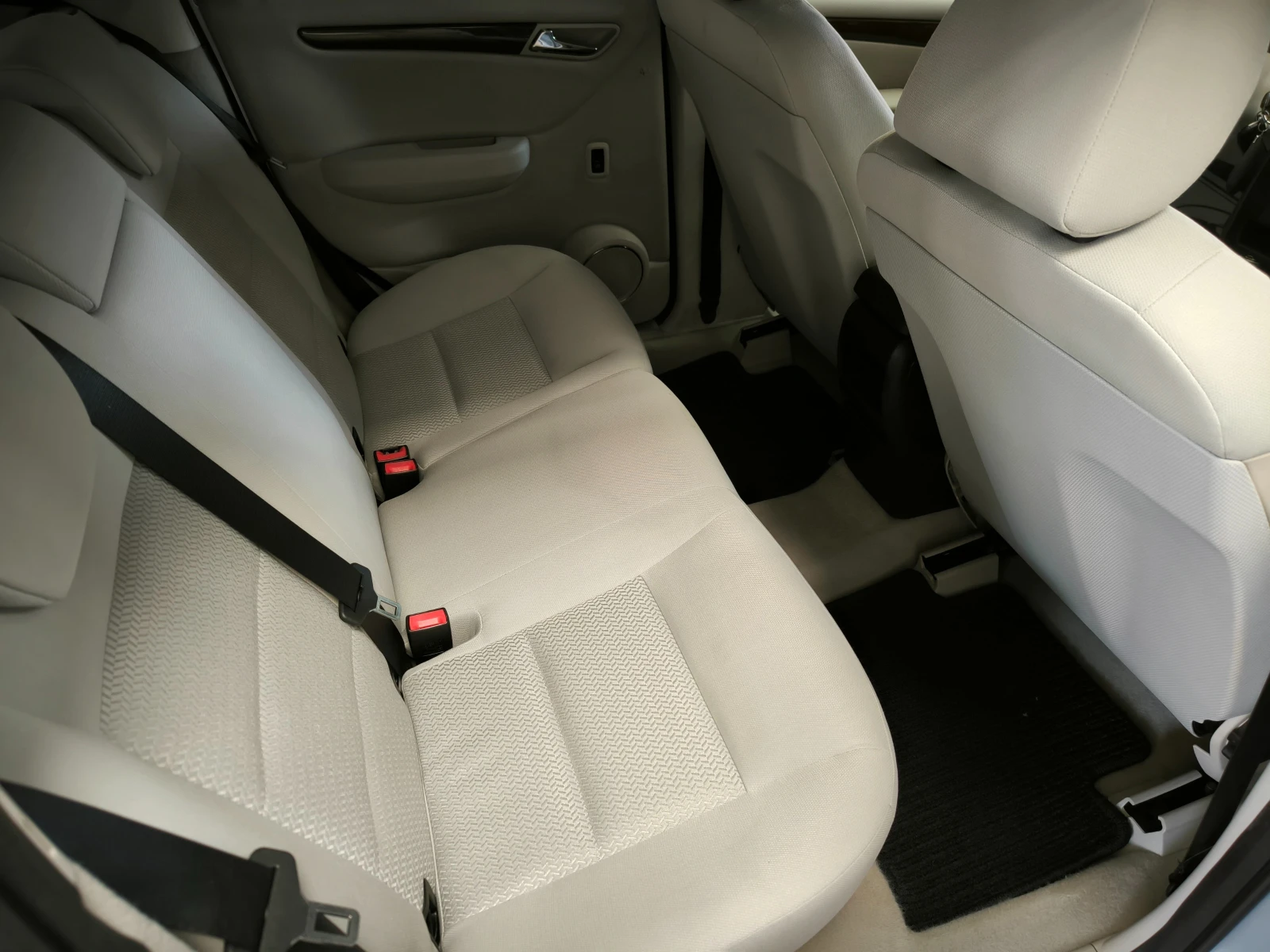 Mercedes-Benz A 180 2, 0CDi-109k.c.ABTOMAT, ПЕРФЕКЕН, 121000km, снимка 13 - Автомобили и джипове - 55019856
