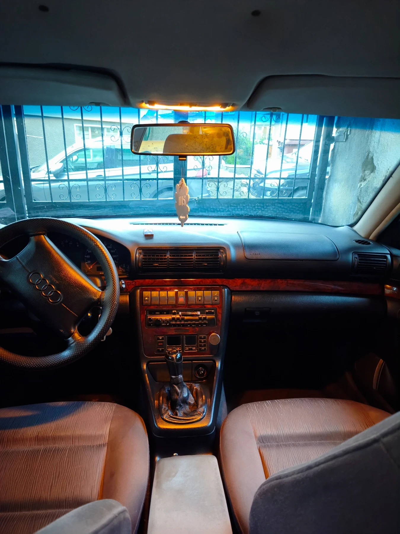 Audi A4 B5, 1.9 TDI, снимка 3 - Автомобили и джипове - 55038225
