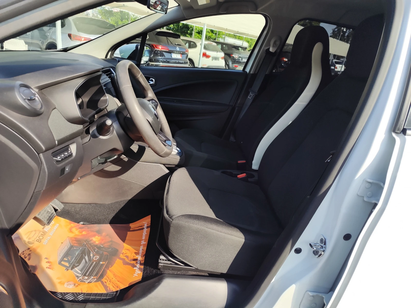 Renault Zoe R135* 51kWh* 250km* , снимка 7 - Автомобили и джипове - 55371334