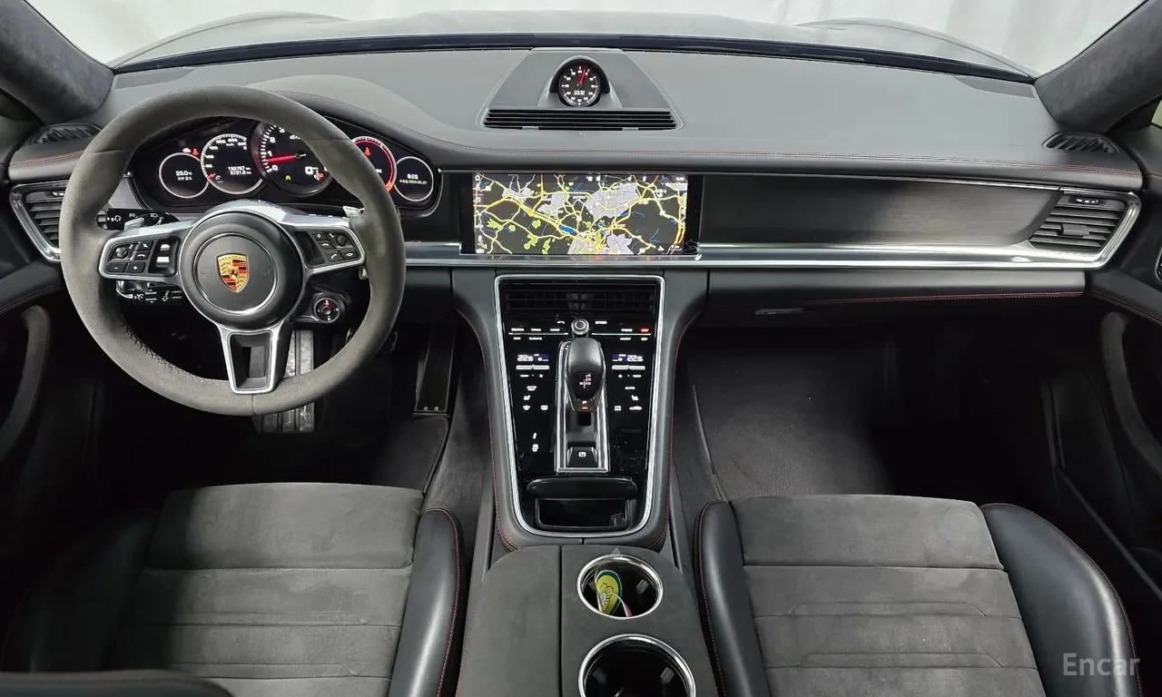 Porsche Panamera 4.0 GTS* V8* 360* , снимка 6 - Автомобили и джипове - 55542021