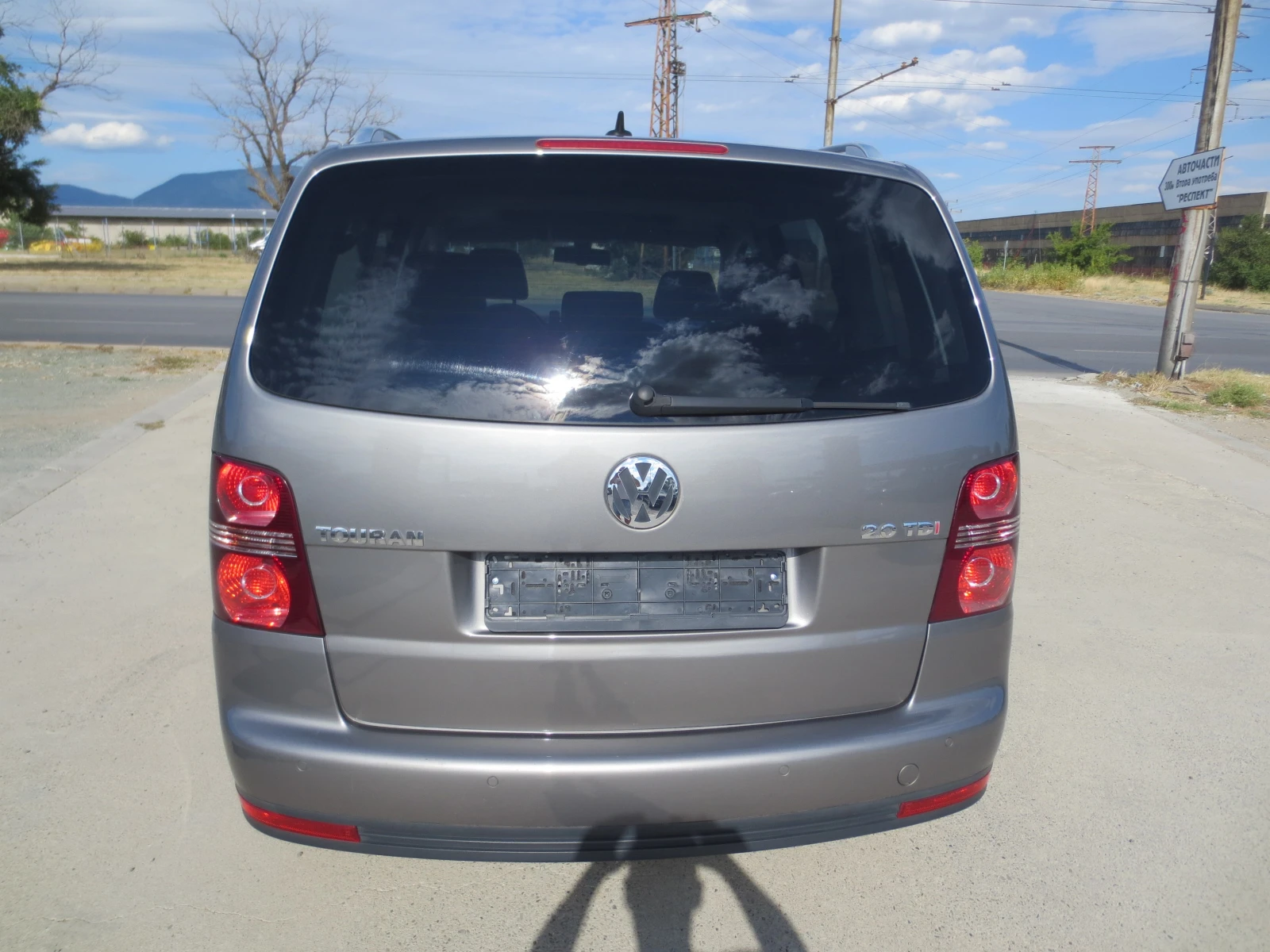 VW Touran 2.0TDI* DSG* 7ms., снимка 6 - Автомобили и джипове - 55727128