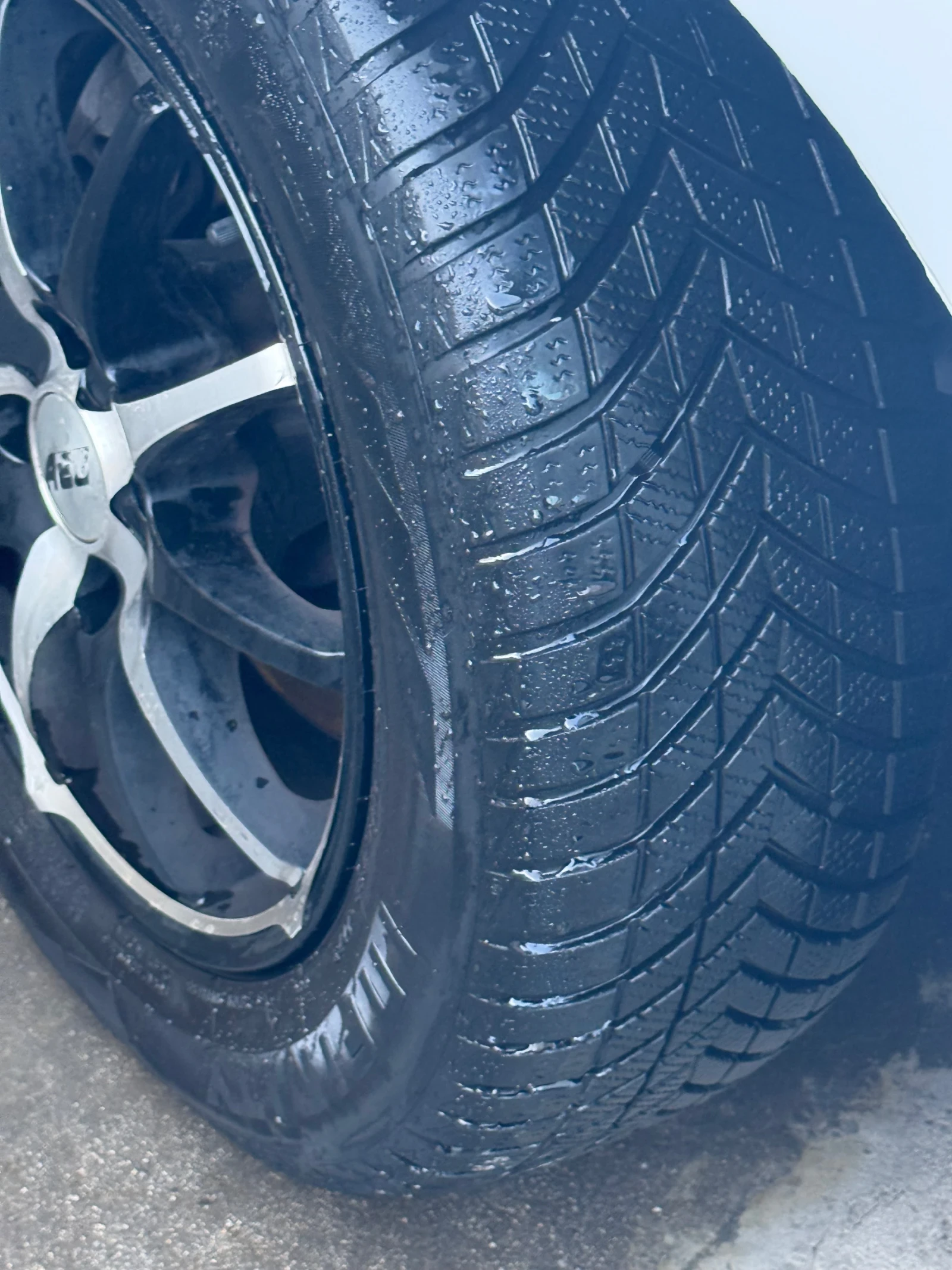 Peugeot Partner 1.6 HDI ХЛАДИЛНА, снимка 11 - Автомобили и джипове - 56069882